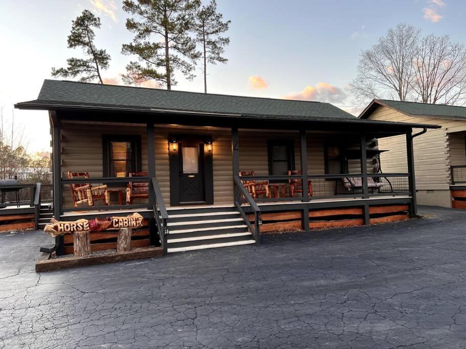 The Horse Cabin At Natural State Cabins Morning Star エクステリア 写真